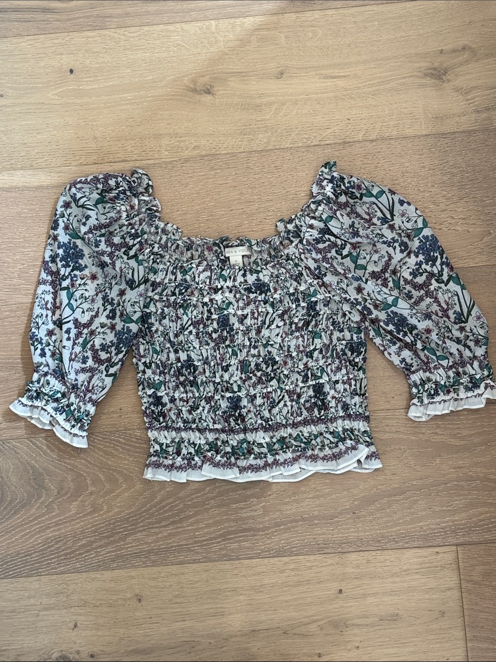 Smocked Floral Puff-Sleeve Crop Top - White with Green & Purple